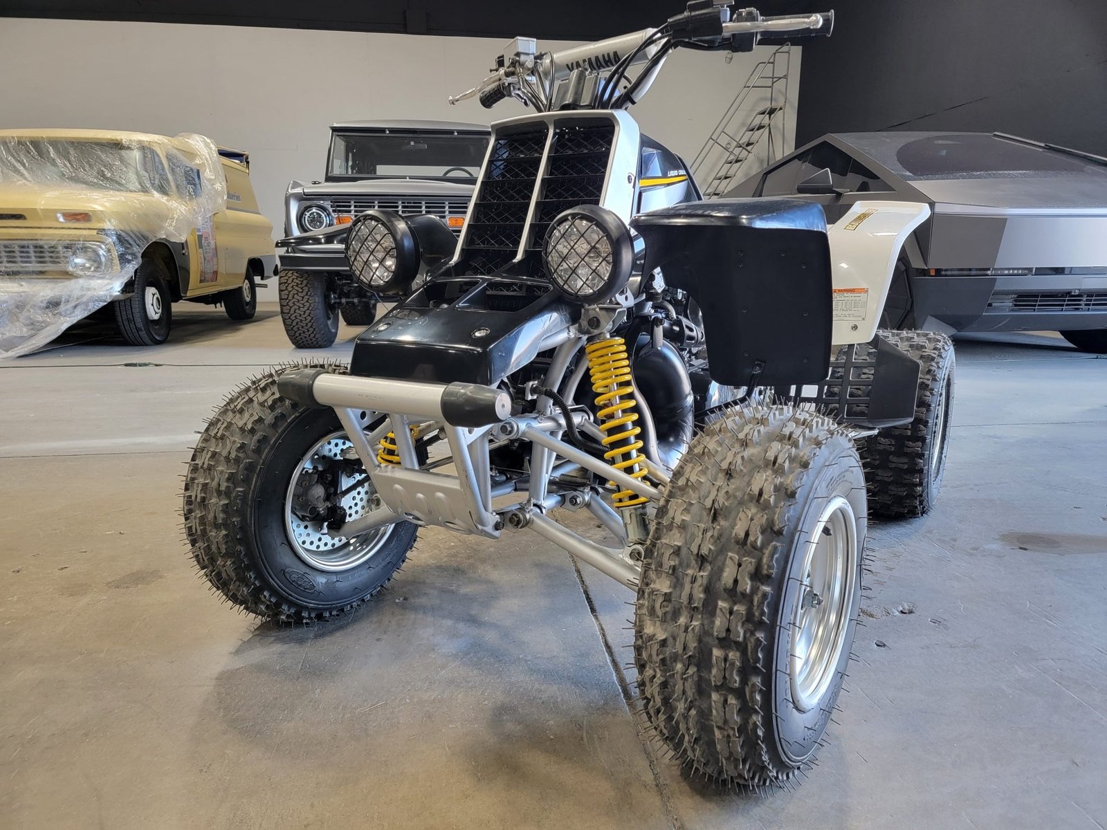 One-Owner 2002 Yamaha Banshee - Image 15