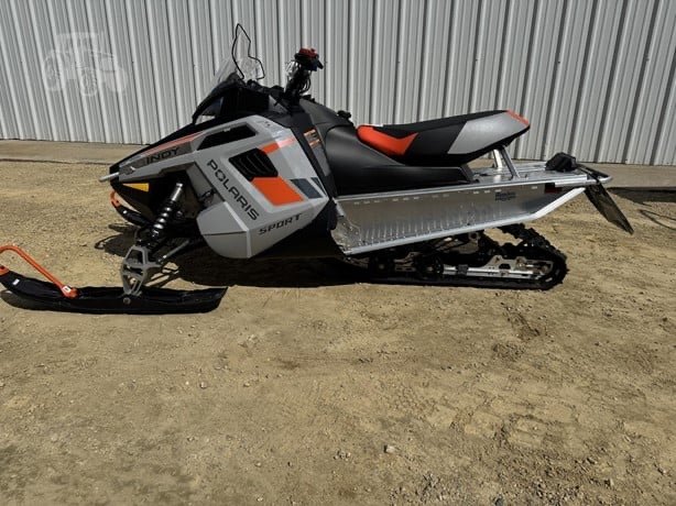 2025 POLARIS 550 INDY SPORT SNOWMOBILES - Image 7